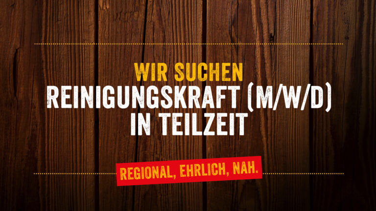 Stellenanzeige auf Holzhintergrund Wir suchen Reinigungskraft (m/w/d) in Teilzeit
